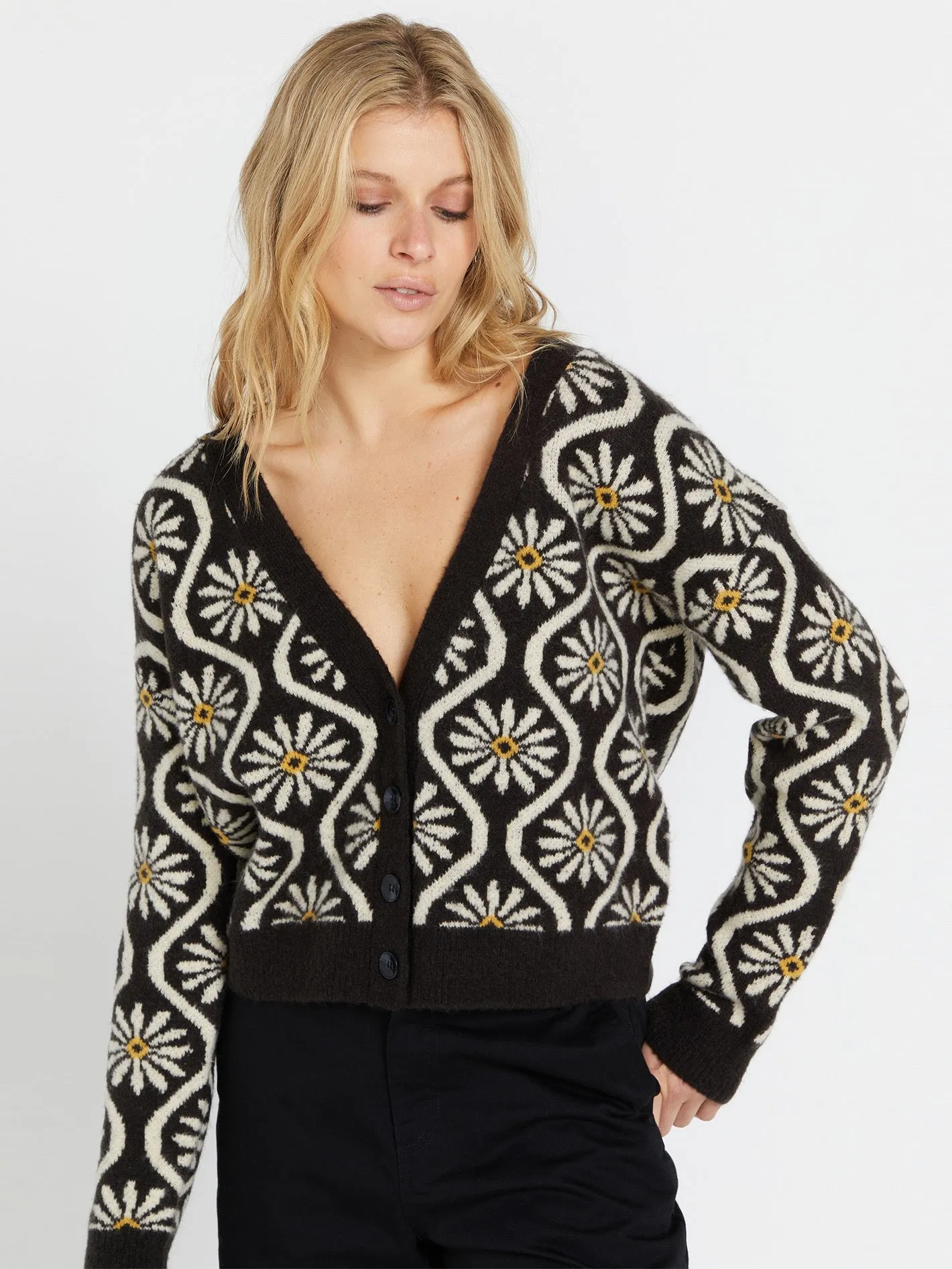 Daizy Lady Cardigan  - Vintage Black