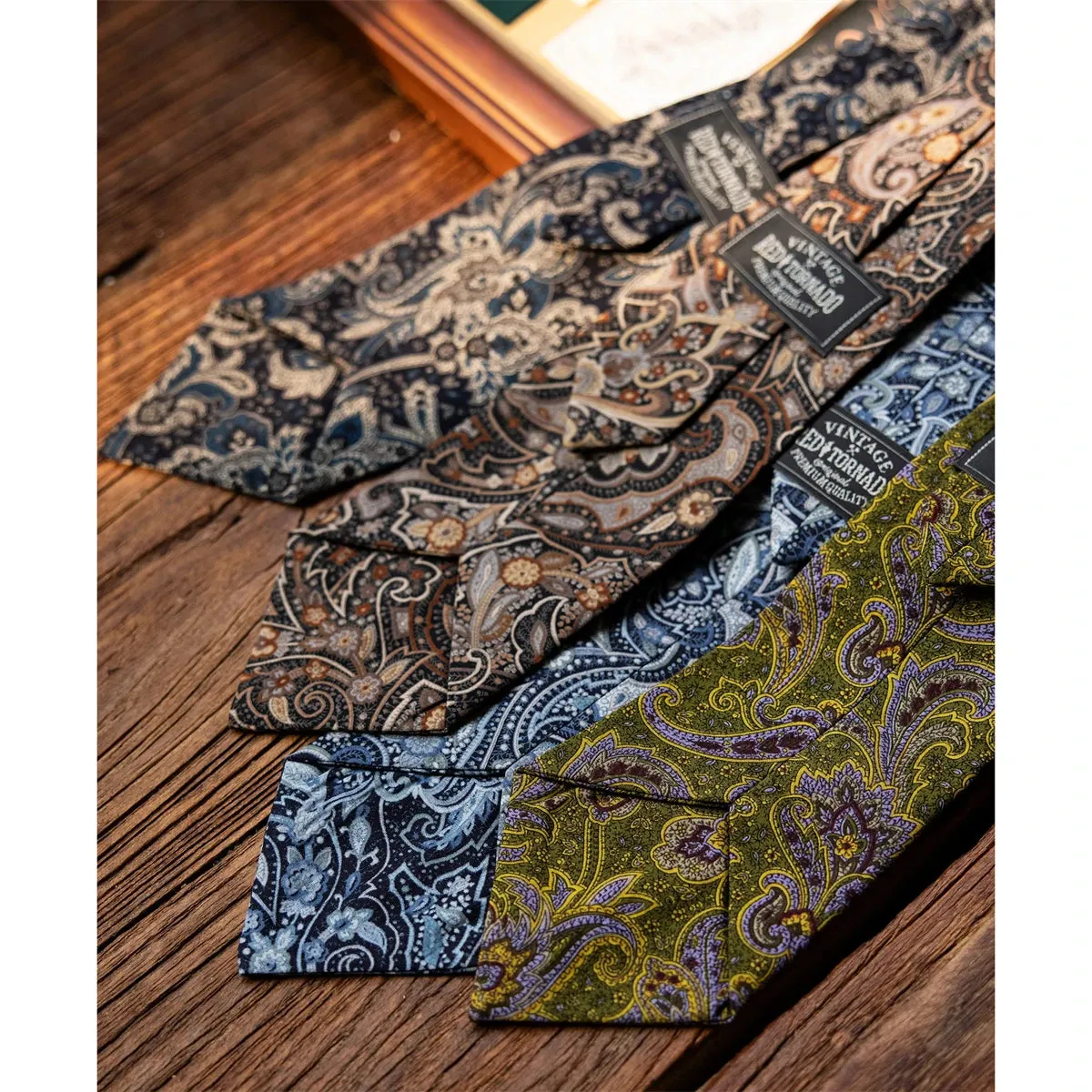 Paisley Pattern Tie Vintage Men Dress Shirt Necktie