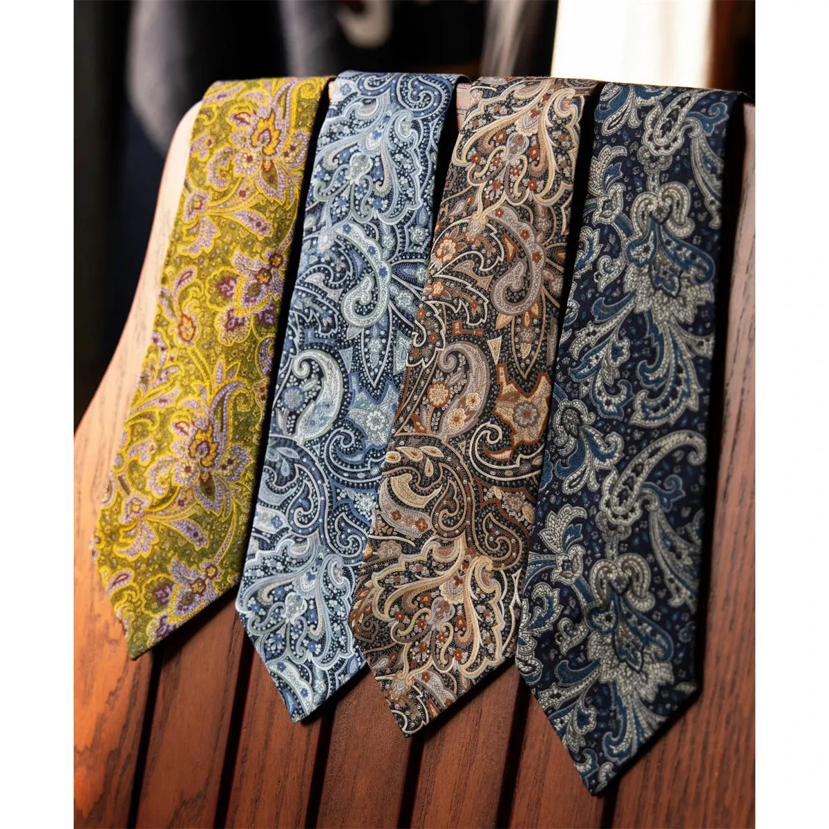 Paisley Pattern Tie Vintage Men Dress Shirt Necktie