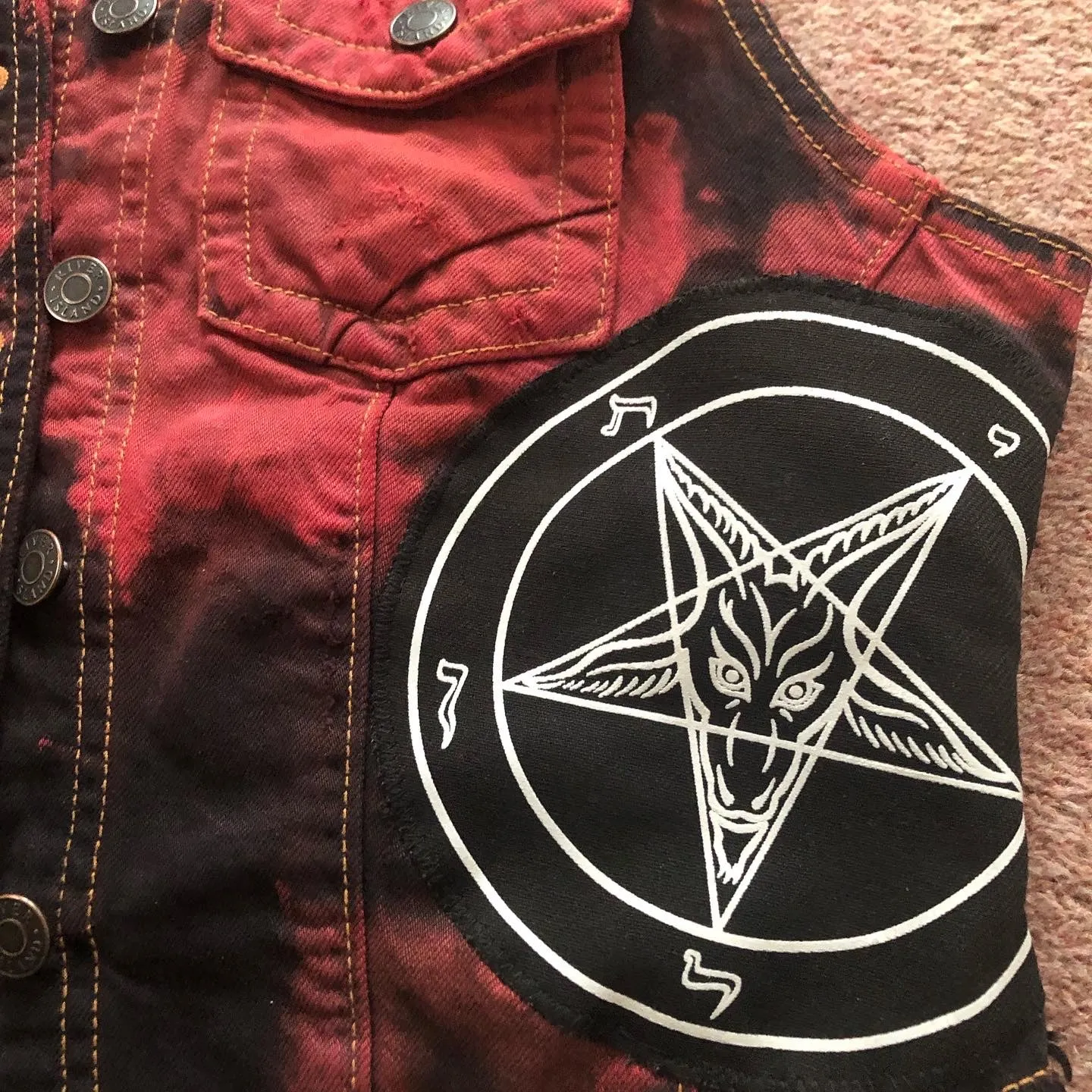 Satanic Jacket: Womens' Black 'n' Red Tie-Bleach Denim Cut-Off Pentagram Baphomet