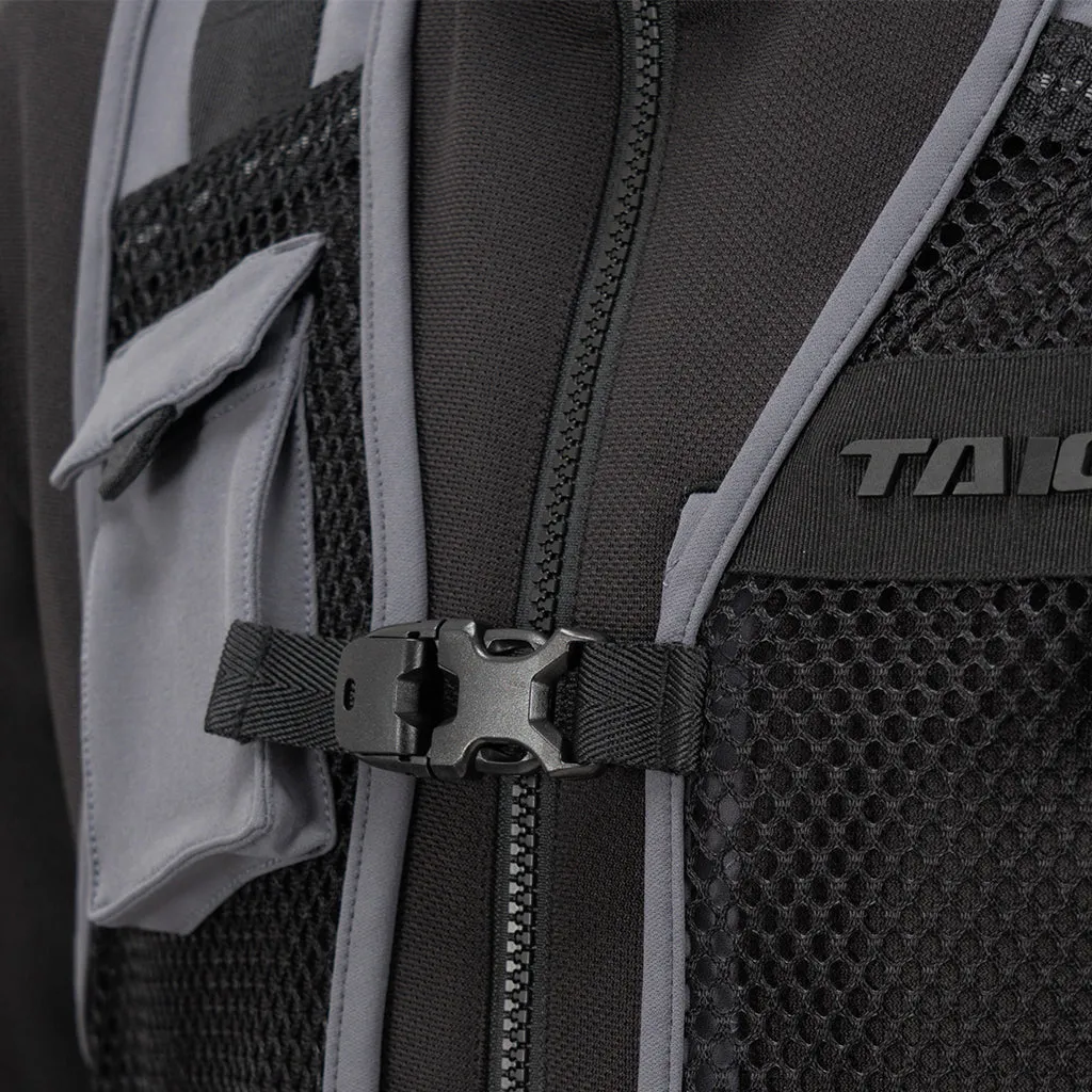 TAICHI RSJ347 OVERLAP MESH PARKA