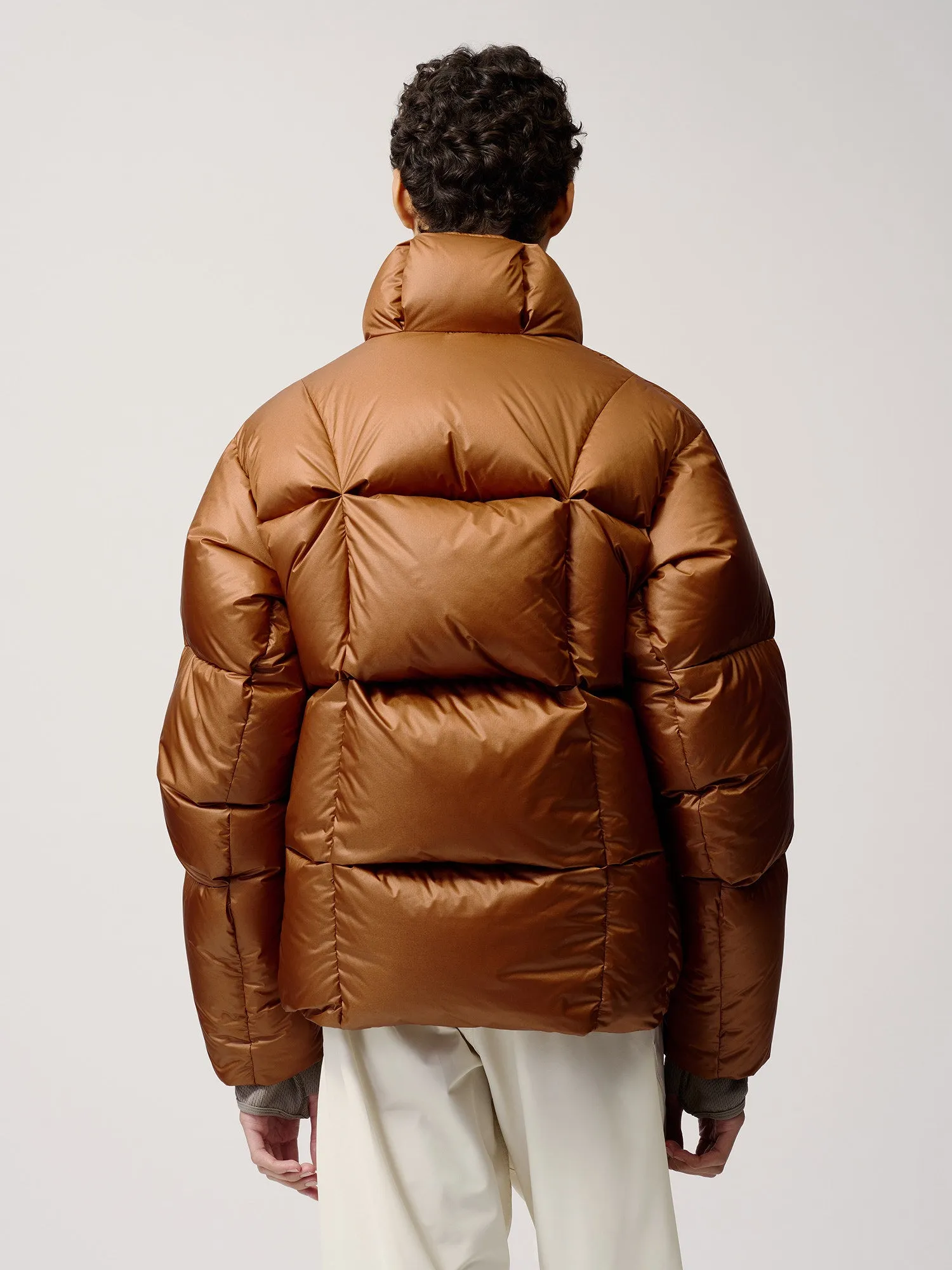 Three-Dimensional Down Jacket